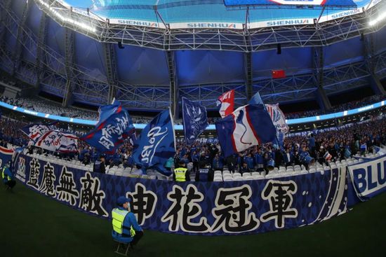 福法纳现在已经进行了少量的训练，法国人的回归只会阻碍查洛巴的出场机会。